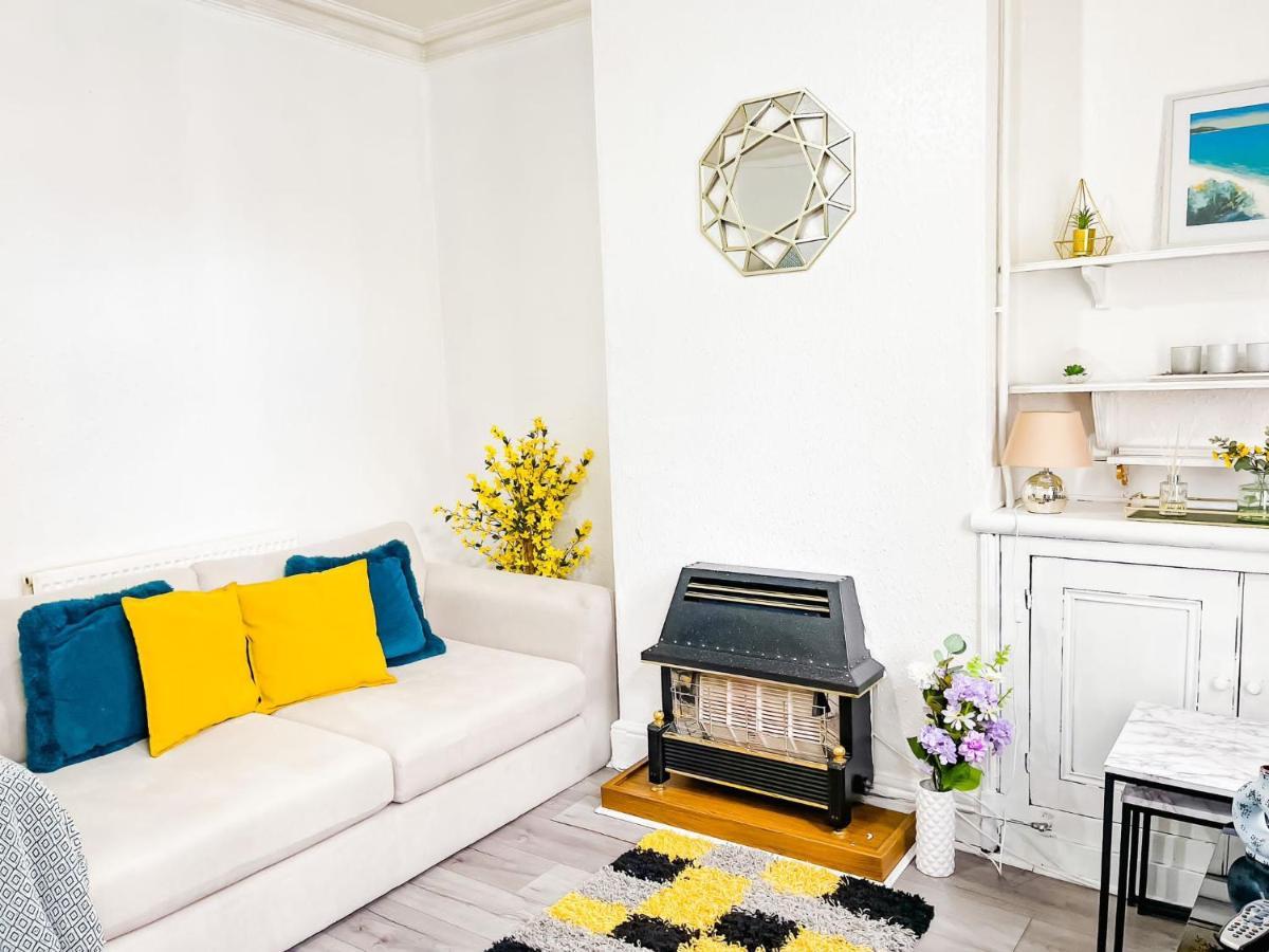 Beautiful 2 Bedroom House - Free Parking - Lt House Leicester Ngoại thất bức ảnh