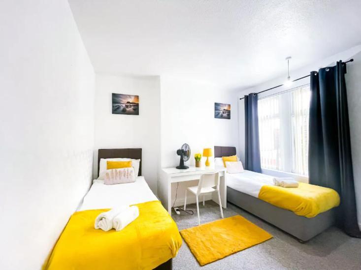 Beautiful 2 Bedroom House - Free Parking - Lt House Leicester Ngoại thất bức ảnh