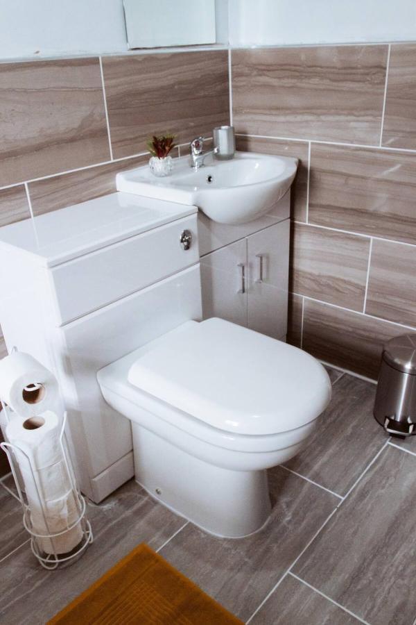Beautiful 2 Bedroom House - Free Parking - Lt House Leicester Ngoại thất bức ảnh