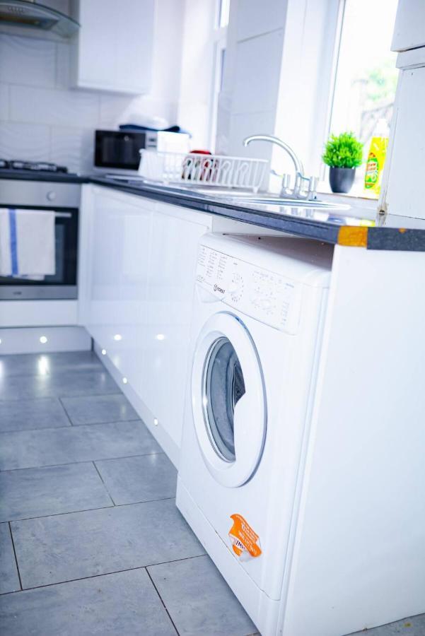 Beautiful 2 Bedroom House - Free Parking - Lt House Leicester Ngoại thất bức ảnh